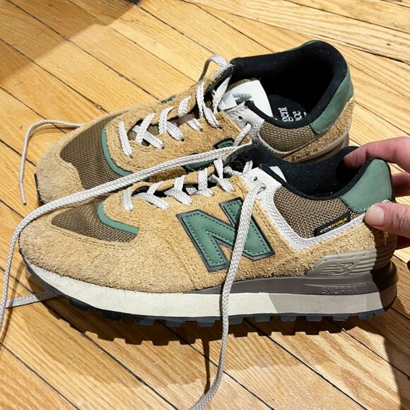 Awesome New Balance 574 - 9 Women's / 7.5 Men's - Like New - Yellow / Green - Picture 11 of 14